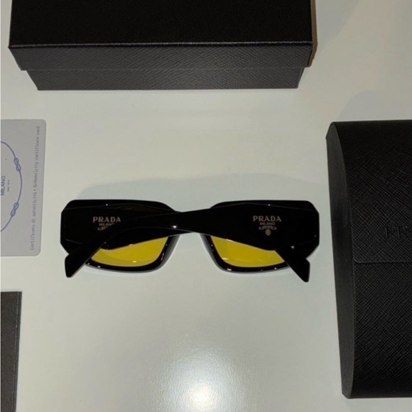 Prada Black Rectangular Geometric Sunglasses with Yellow Lenses main image 6